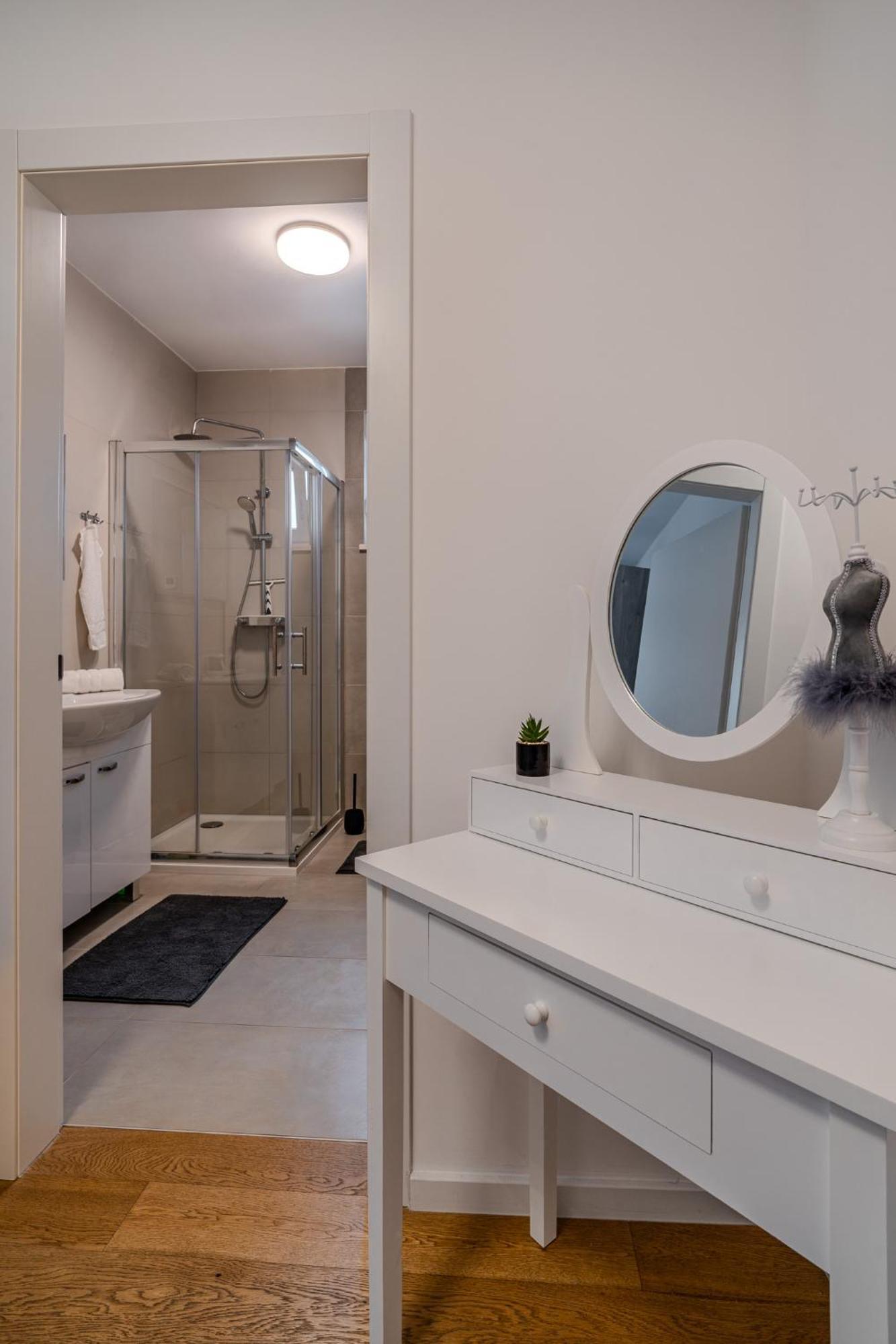Korina Apartment - Free Private Parking Zadar Dış mekan fotoğraf